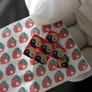 Acquista 10 compresse LSD da 180µg